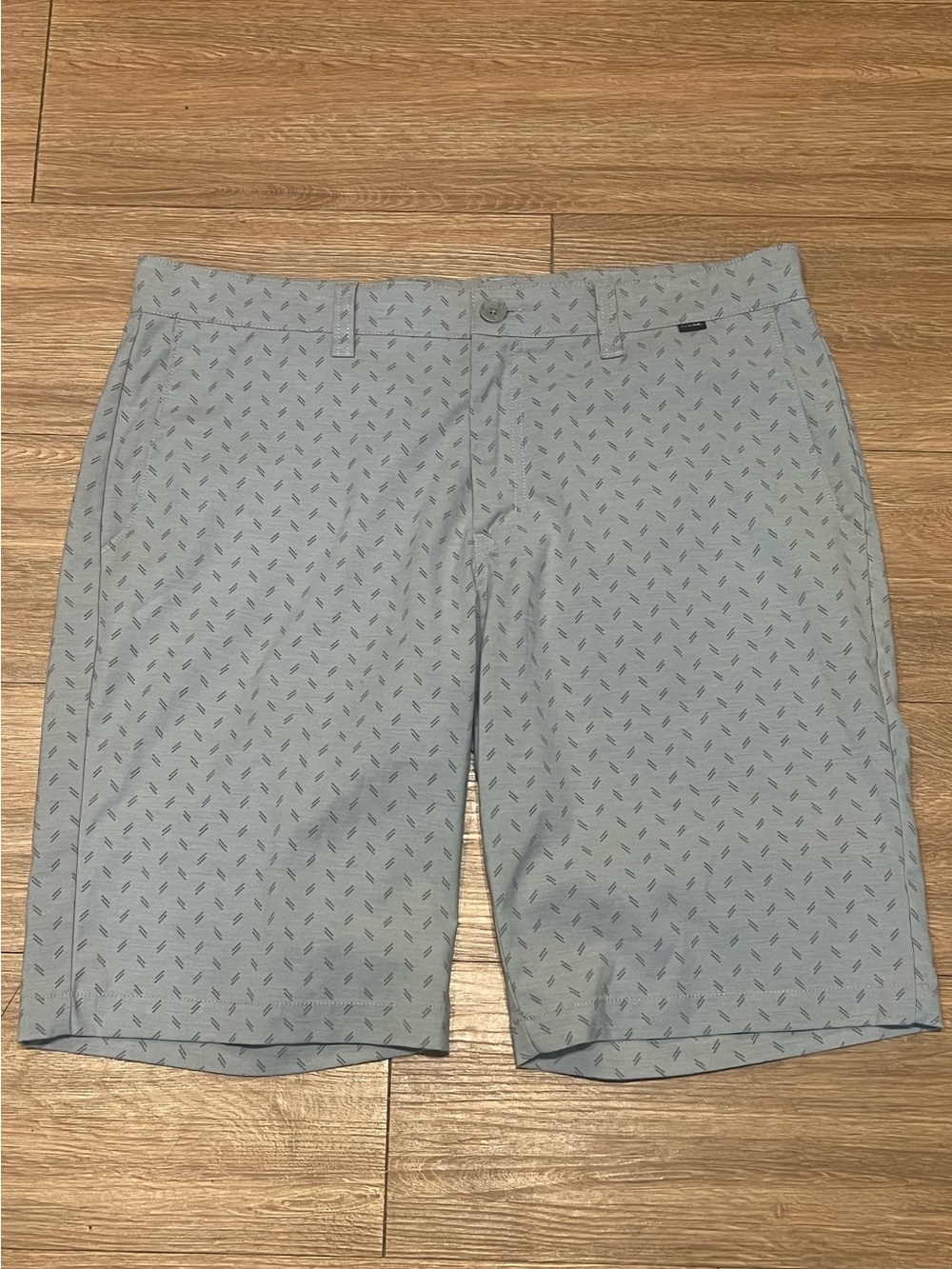 Travis Mathew Men’s Light Blue Micro-Print Flat Front Shorts